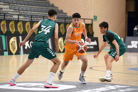 REAL BETIS BALONCESTO - CANTERBURY SCHOOL