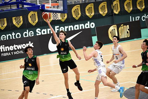 REAL MADRID - JOVENTUT BADALONA